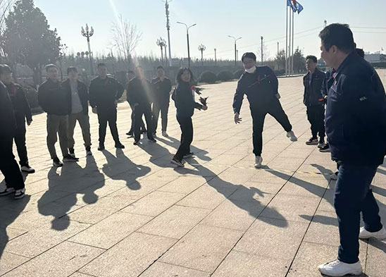 凝心聚力強堡壘，勇毅前行開新局