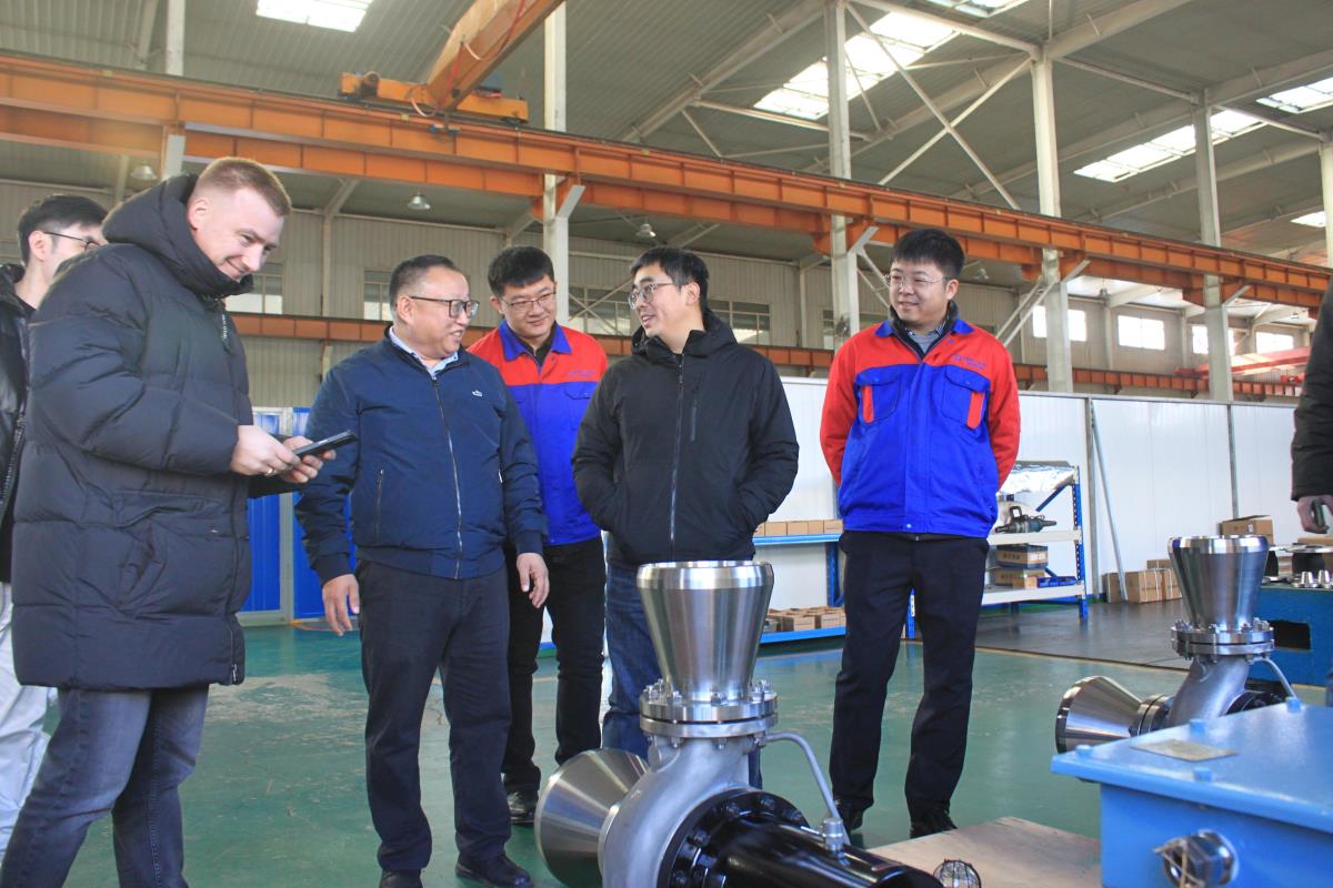 新一年，新的里程碑！沈陽(yáng)日?qǐng)?bào)對(duì)沈陽(yáng)市工業(yè)泵廠(chǎng)（有限公司）的再次報(bào)道，標(biāo)志著企業(yè)產(chǎn)品向高端化邁進(jìn)，管理向技術(shù)型跨越，新質(zhì)生產(chǎn)力助力企業(yè)邁向新的歷史高度！